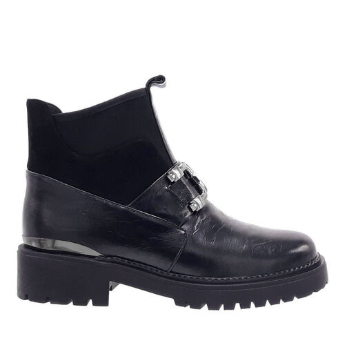 Bresley Parish Boot